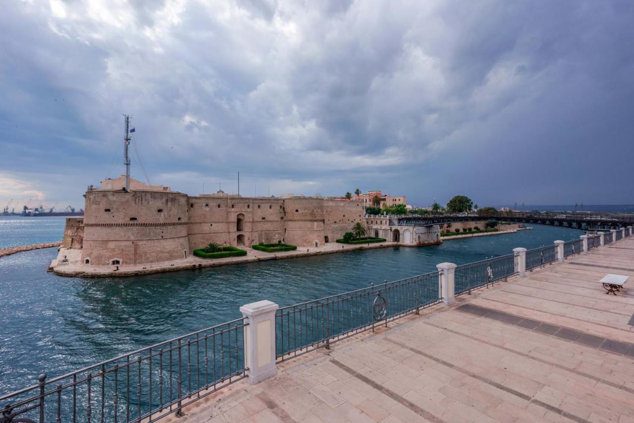 Bed and Breakfast Ai Marinai Taranto Exteriér fotografie